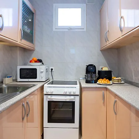 Sunstay Justin Flat I شقة *